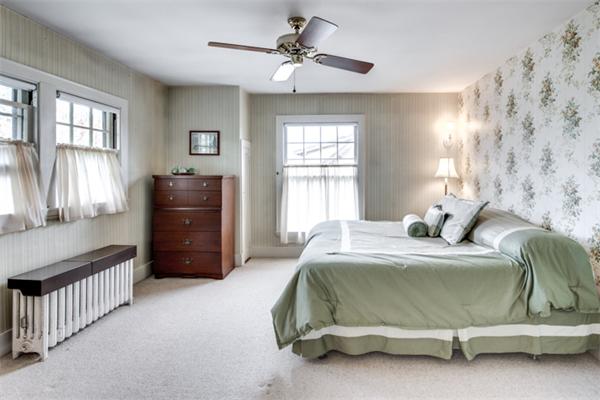 18 Naples Road Salem, MA 01970 - Photo 15 of 19 Gallery Image 15