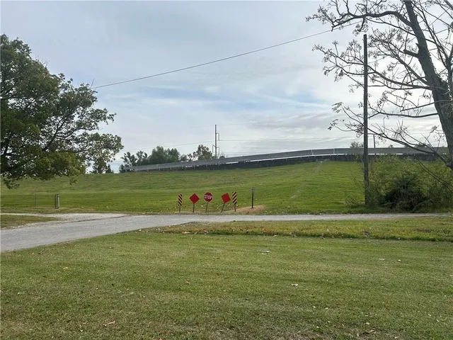 $200,000 | 205 Coleman Place, Kenner, LA 70062