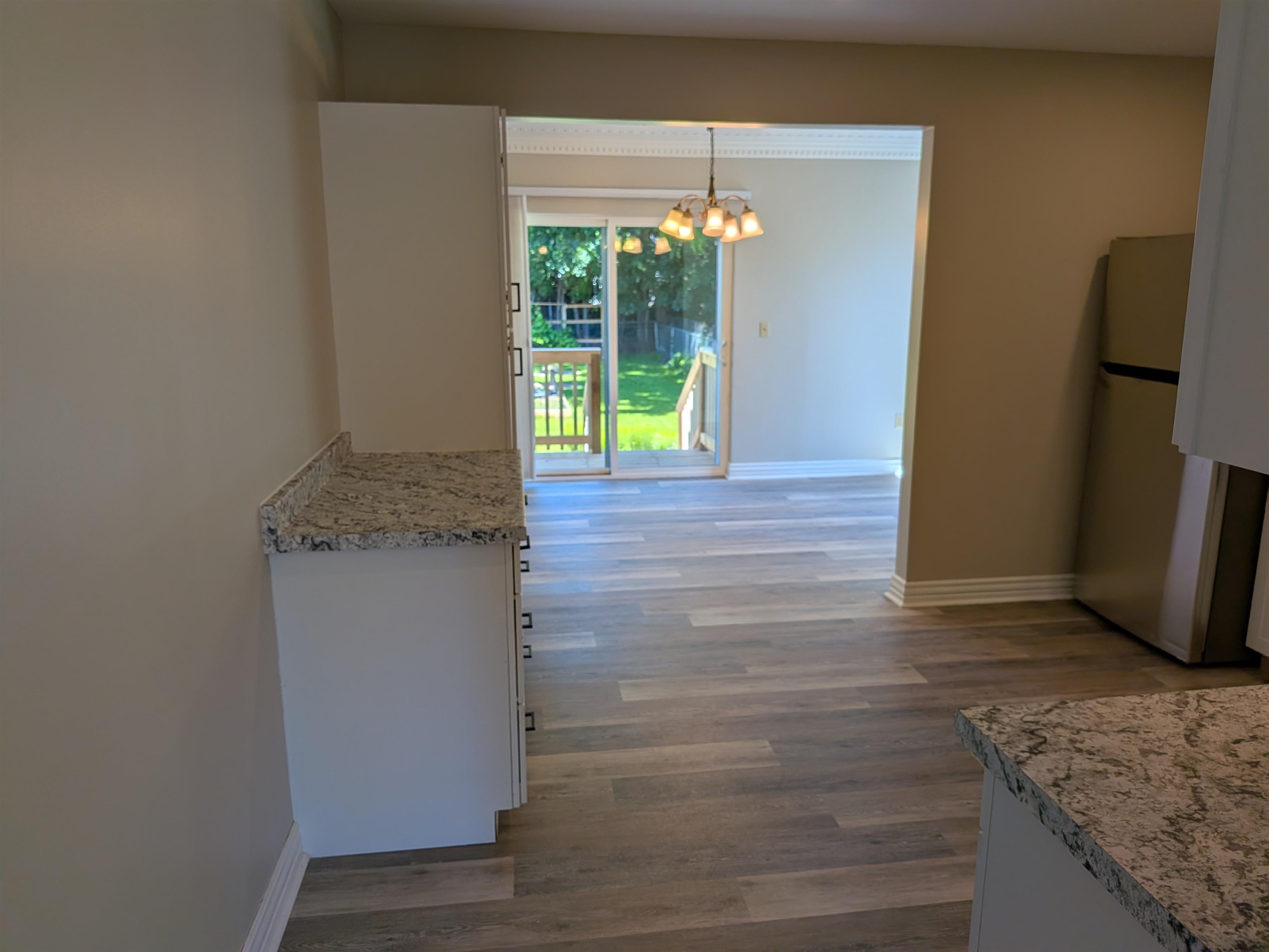 657 South Freya Street Spokane, WA 99202 - Photo 9 of 20
