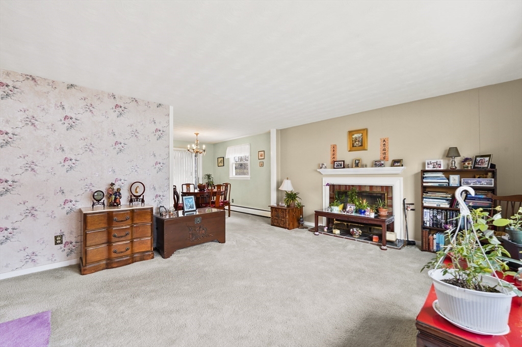 21 Leslie Road Worcester, MA 01605 - Photo 12 of 41