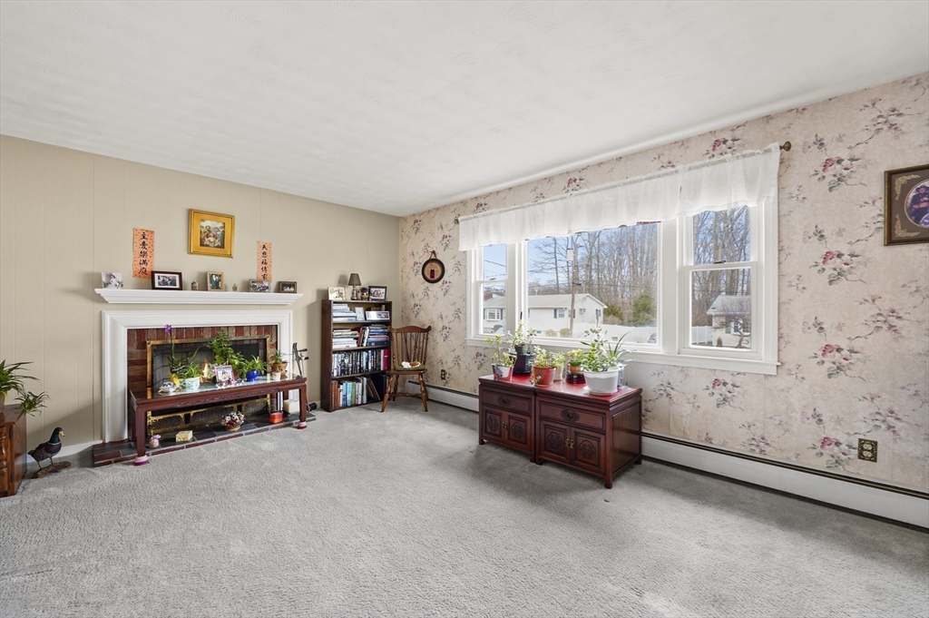 21 Leslie Road Worcester, MA 01605 - Photo 13 of 41