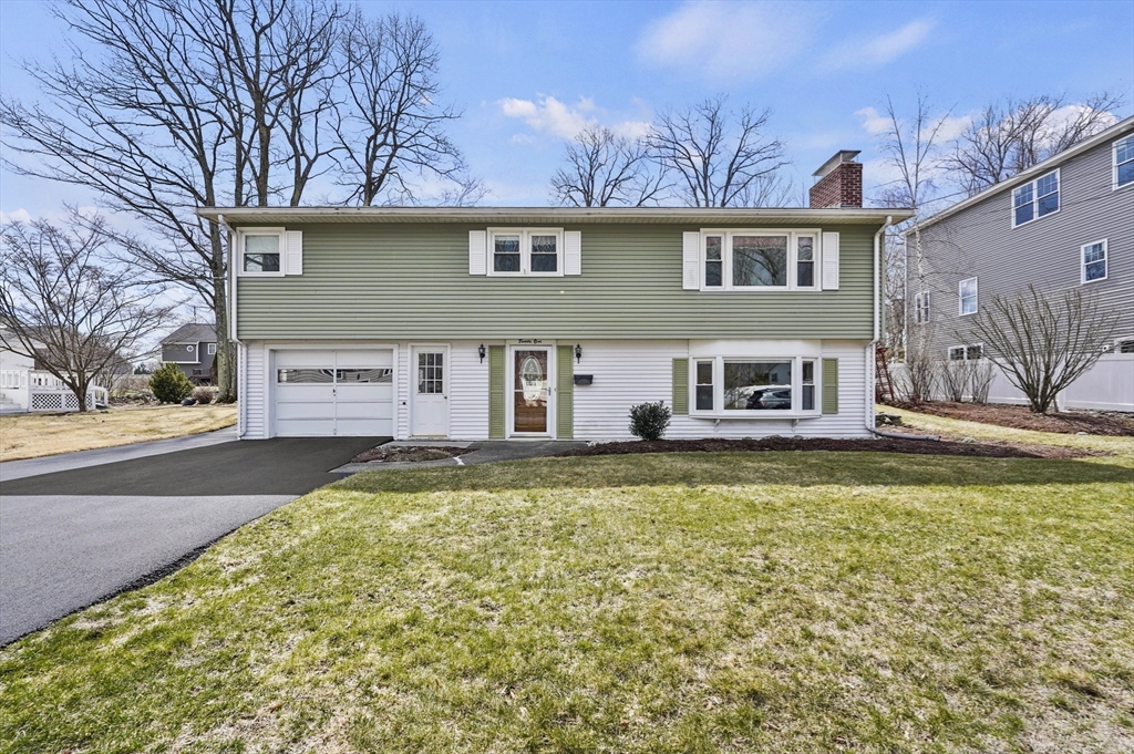 21 Leslie Road Worcester, MA 01605 - Photo 2 of 41