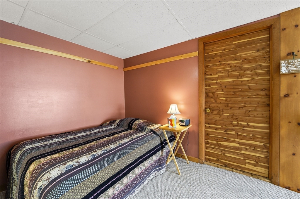 21 Leslie Road Worcester, MA 01605 - Photo 26 of 41