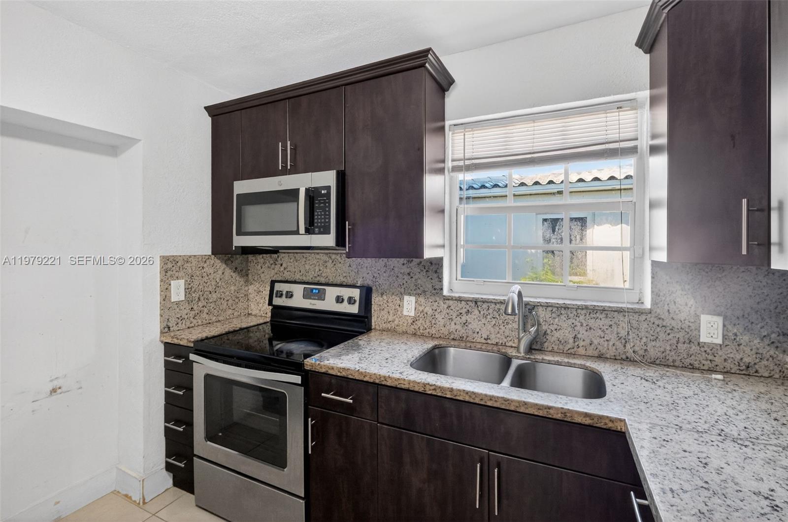 1980 Southwest 32nd Avenue Miami, FL 33145 - Photo 12 of 41