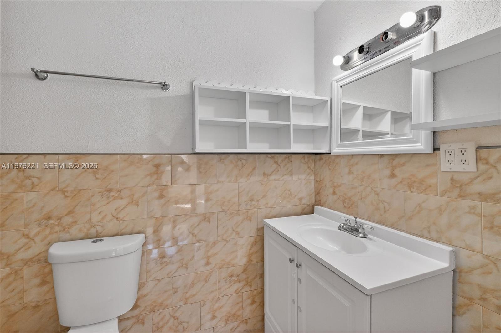 1980 Southwest 32nd Avenue Miami, FL 33145 - Photo 19 of 41