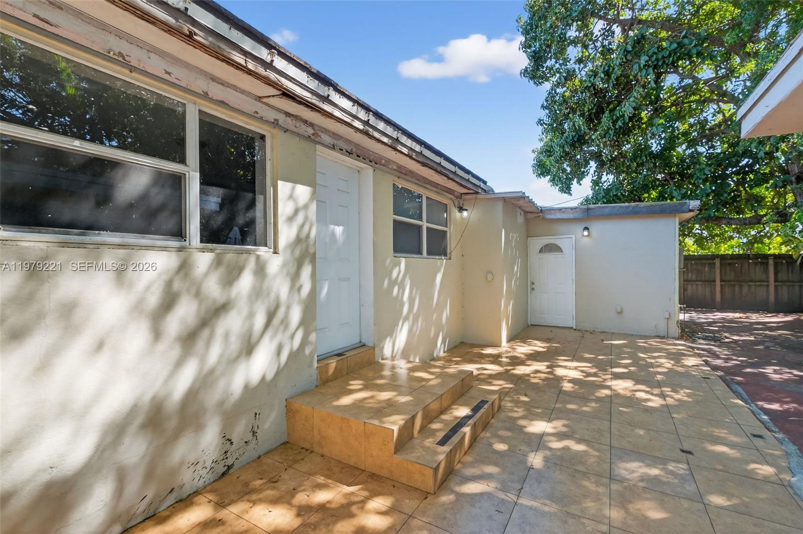 1980 Southwest 32nd Avenue Miami, FL 33145 - Photo 31 of 41