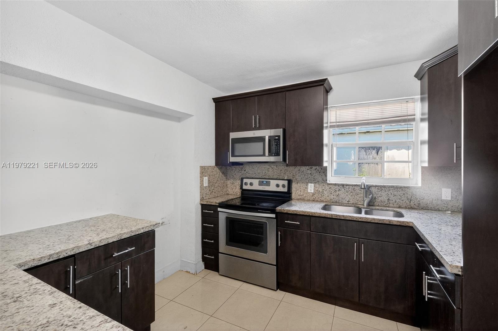 1980 Southwest 32nd Avenue Miami, FL 33145 - Photo 9 of 41