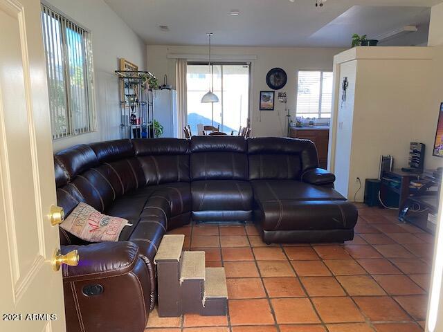 11174 West Coronado Road Avondale, AZ 85392 - Photo 4 of 15 5