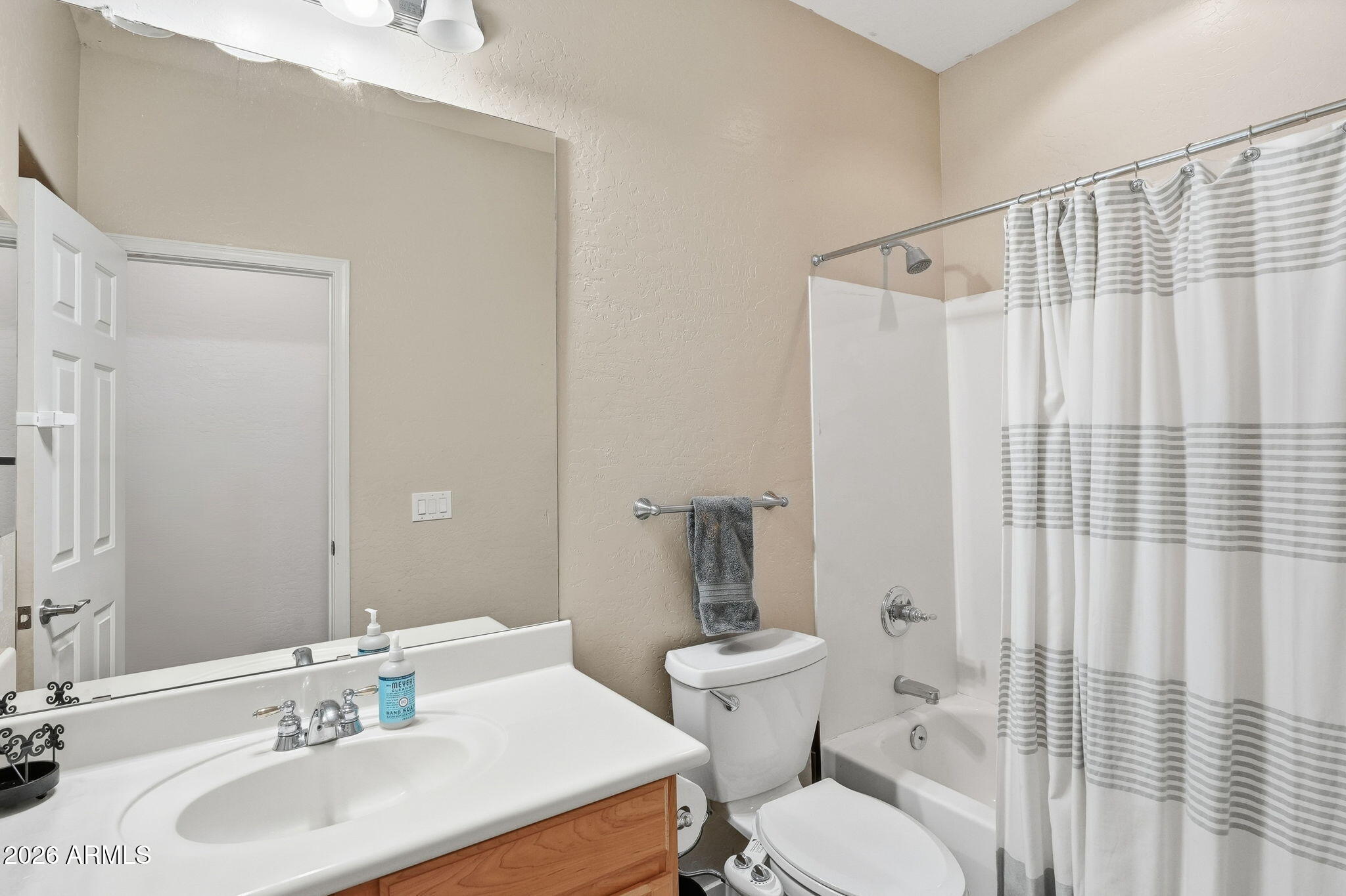 2420 East Darrel Road Phoenix, AZ 85042 - Photo 28 of 36 ListerPros_026
