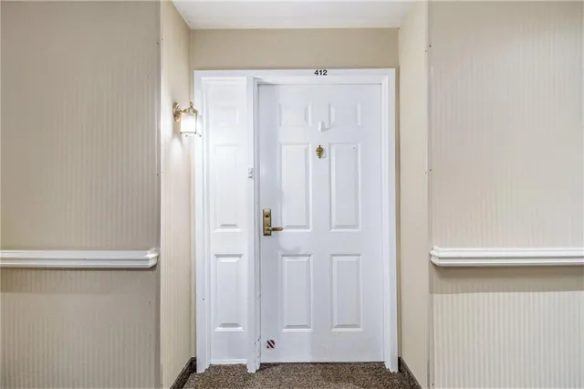 $225,000 | 1800 Clairmont Lake, Unit A412, Decatur, GA 30033