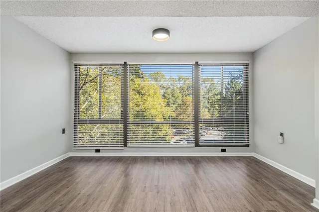 $225,000 | 1800 Clairmont Lake, Unit A412, Decatur, GA 30033