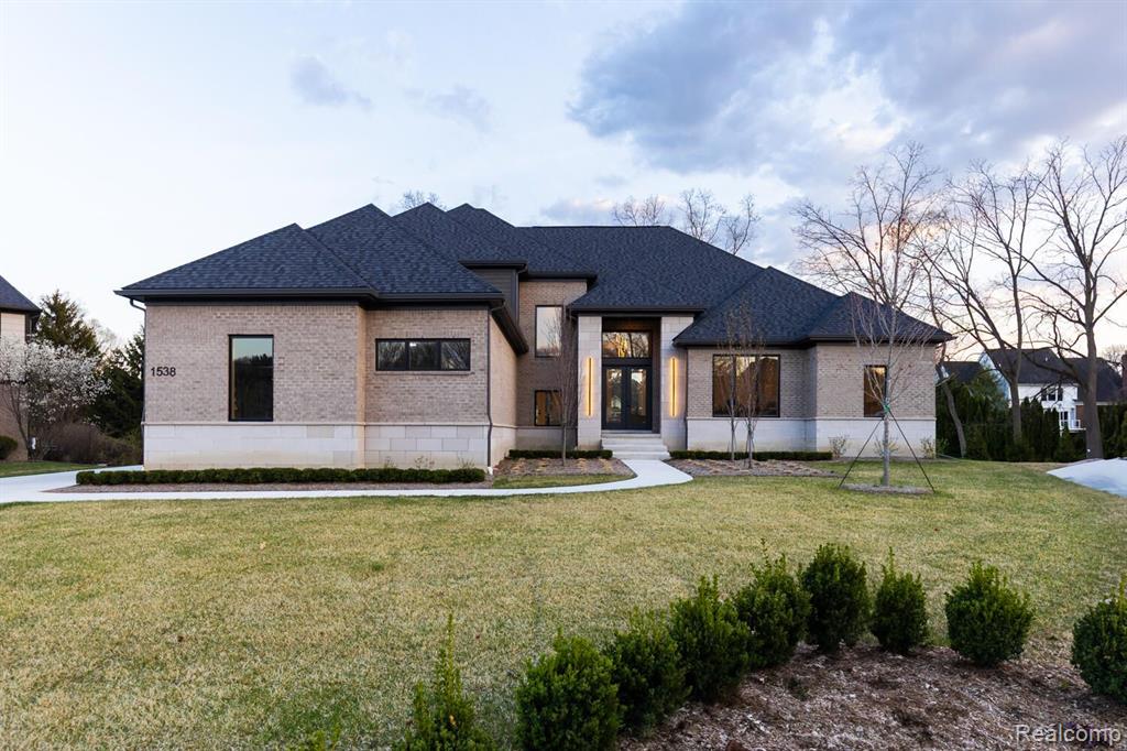 1538 Linden Court Rochester, MI 48306 - Photo 32 of 35