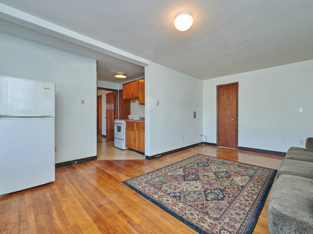 851 Broadway, Unit 21 Everett, MA 02149 - Photo 4 of 10