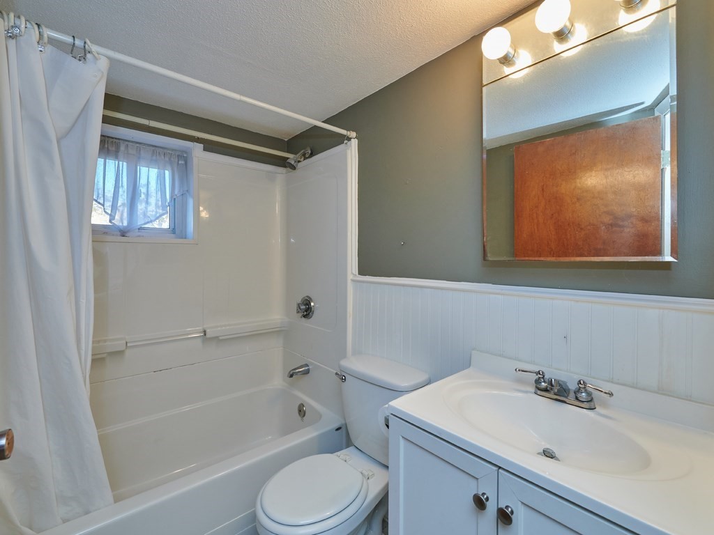 851 Broadway, Unit 21 Everett, MA 02149 - Photo 6 of 10