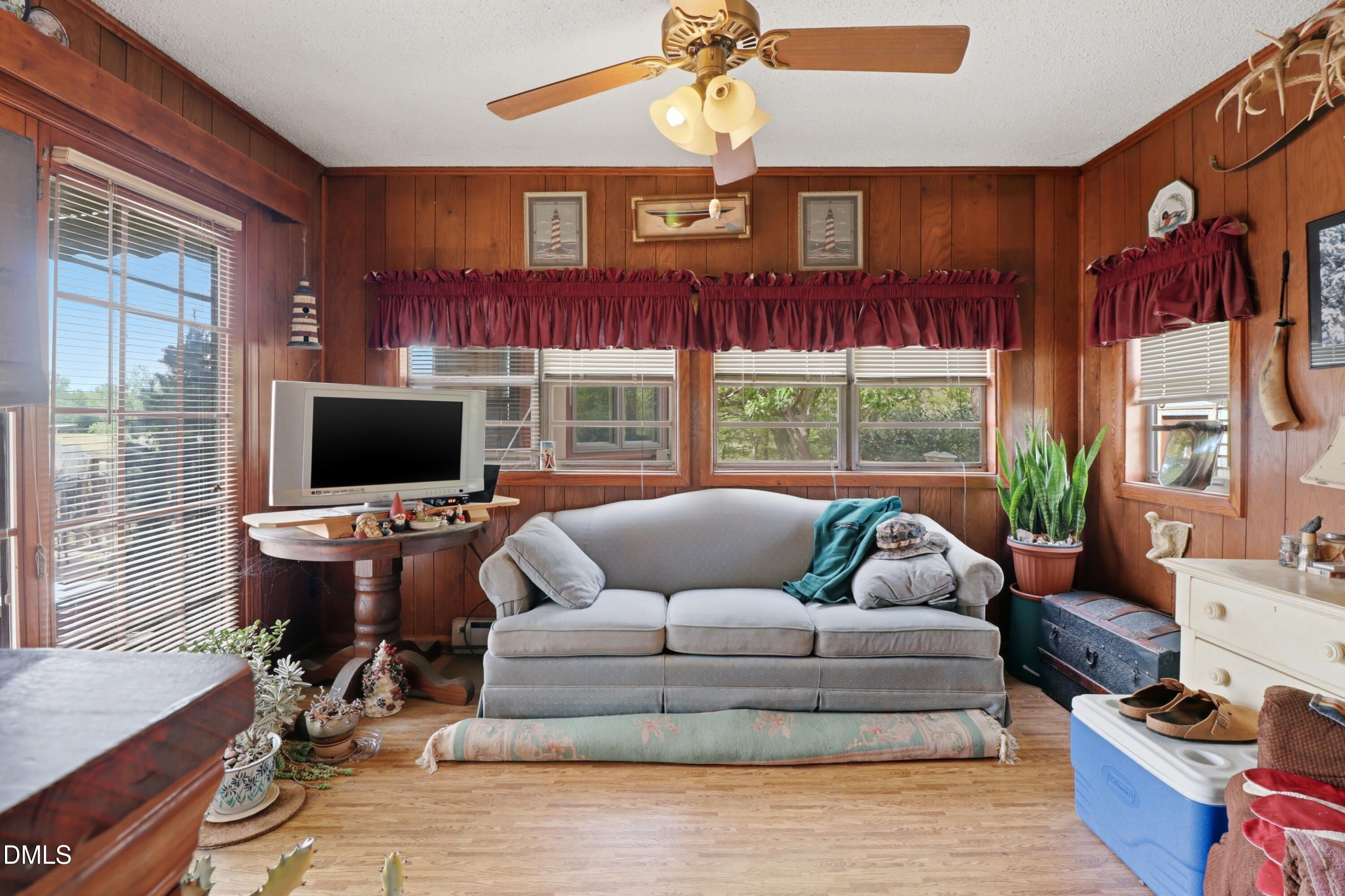 384 Lynch Road Selma, NC 27576 - Photo 13 of 21 14-384 Lynch Rd-16