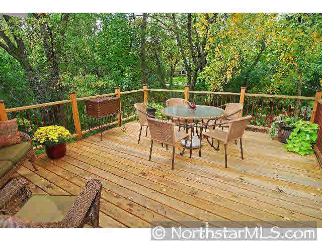 4480 Hunters Ridge Road Minnetonka, MN 55345 - Photo 9 of 10