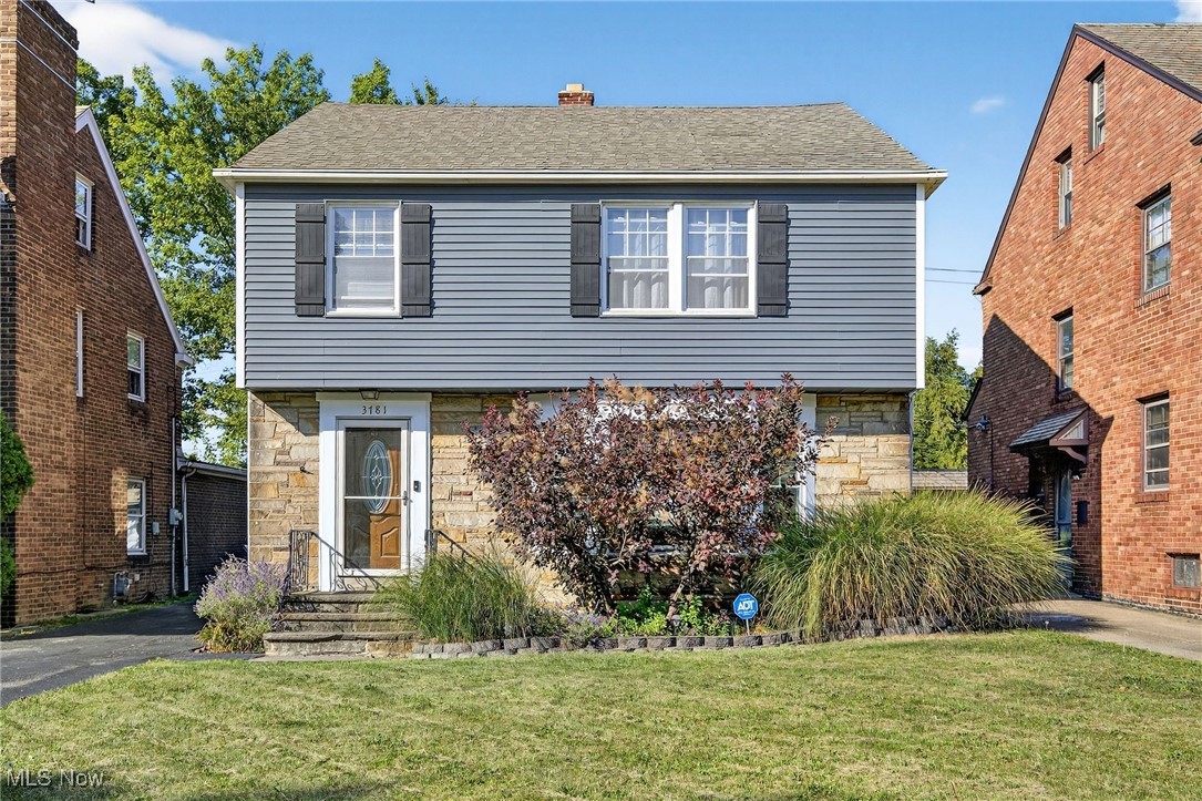 3781 Bushnell Road Cleveland, OH 44118 - Photo 1 of 23 Gallery Image 1