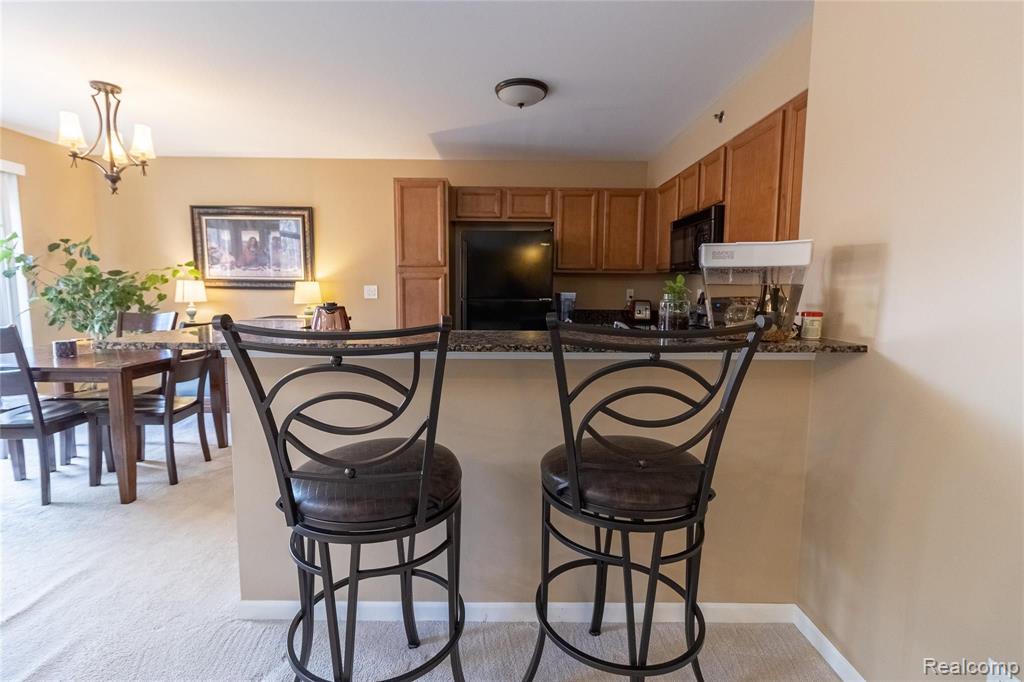 1643 Deepwood Circle Rochester, MI 48307 - Photo 21 of 35