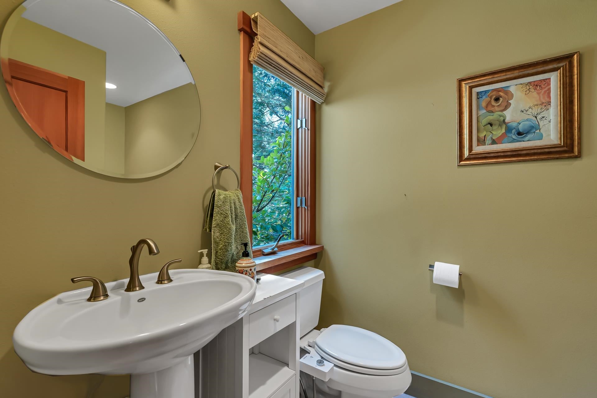 2106 Davis Place Road Mount Shasta, CA 96067 - Photo 8 of 28 Gallery Image 8