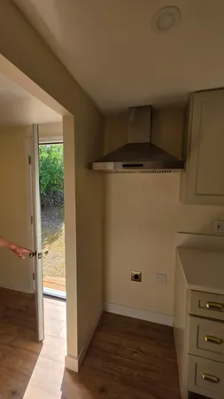 a view of a storage & utility room