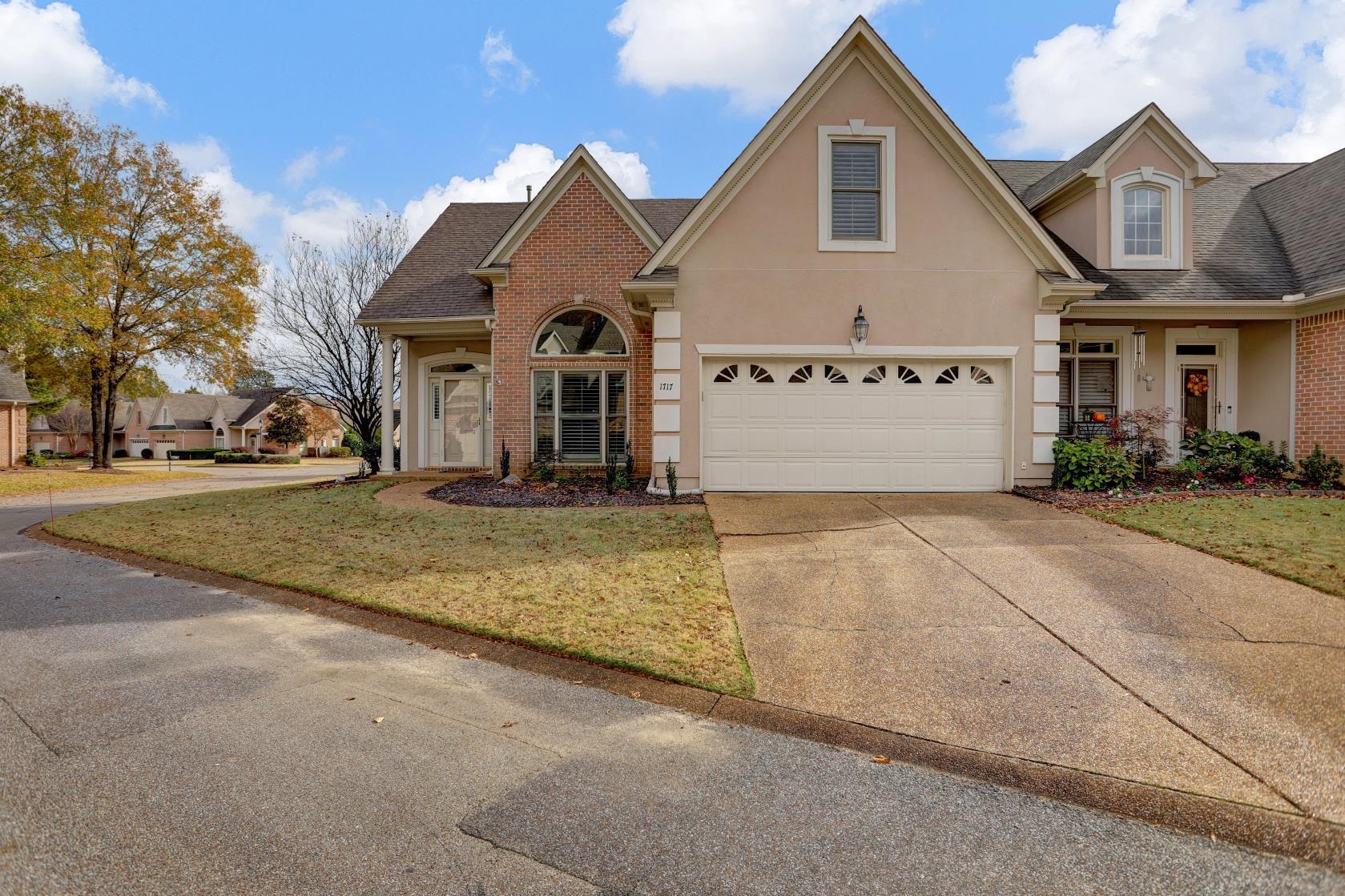 1717 Village Ridge Road Collierville, TN 38017 - Photo 3 of 33 Gallery Image 3