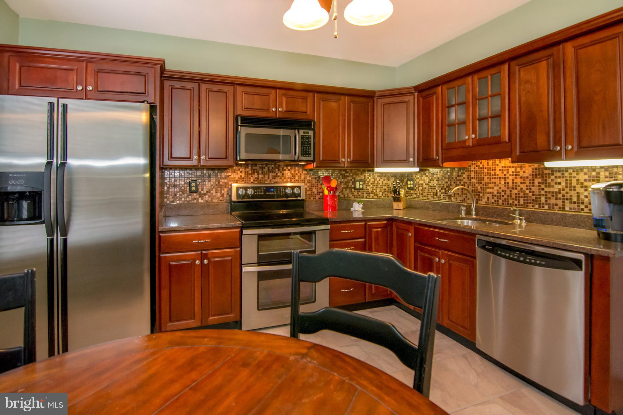 2519 Ebony Road Baltimore, MD 21234 - Photo 4 of 24 Gallery Image 4