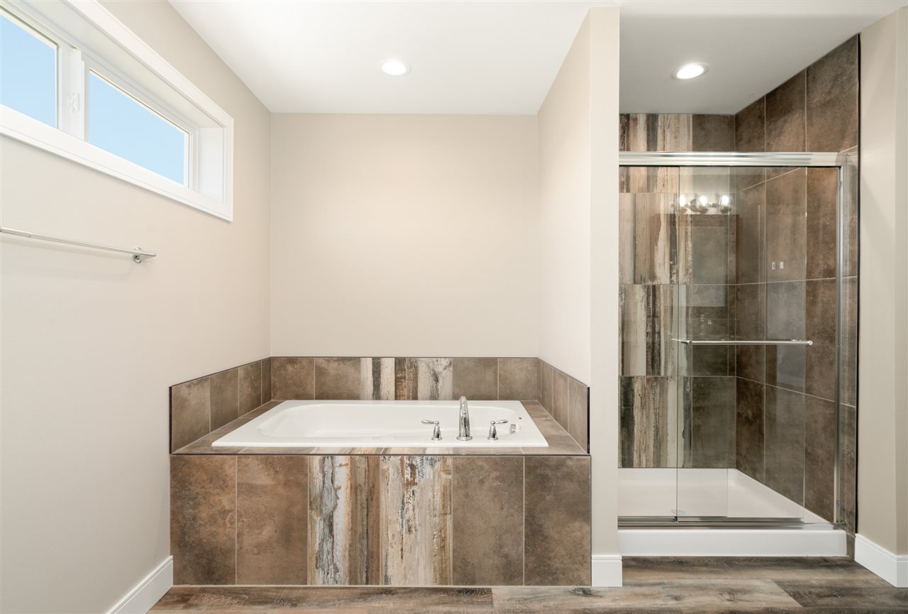 11515 South Sherman Road Spokane, WA 99224 - Photo 10 of 20