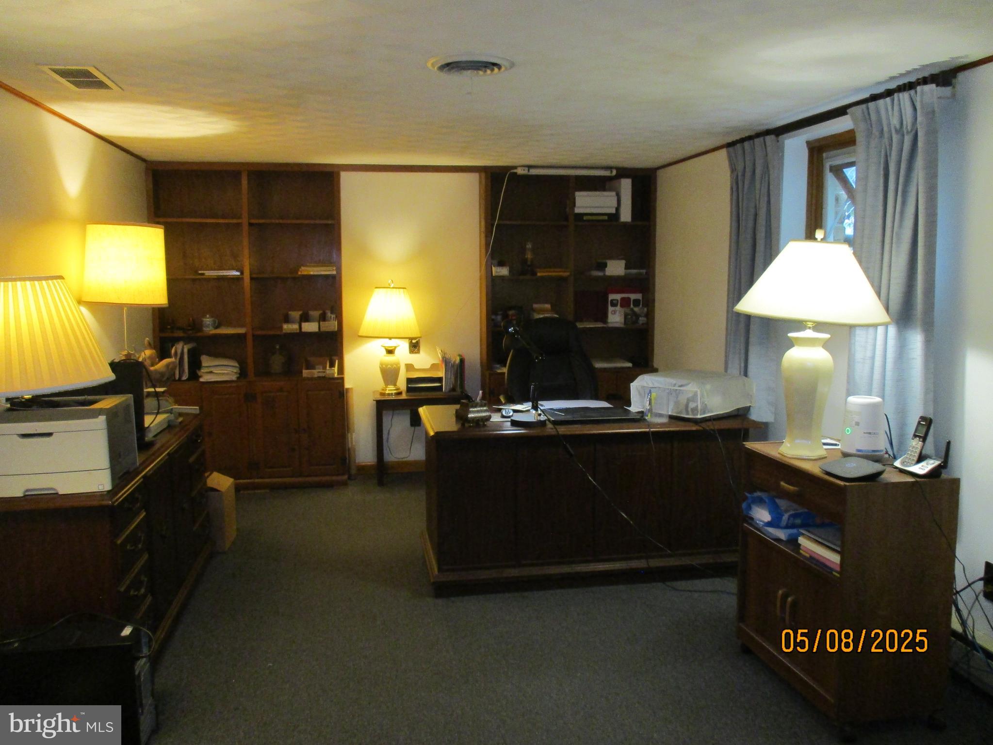 9 Montsera Road Carlisle, PA 17015 - Photo 118 of 142 a living room with furniture and a lamp