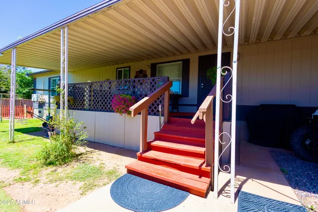 a view of outdoor space