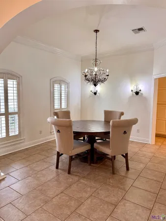 $460,000 | 401 Riverside Drive, Berwick, LA 70342