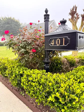 $460,000 | 401 Riverside Drive, Berwick, LA 70342