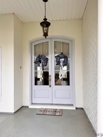 $460,000 | 401 Riverside Drive, Berwick, LA 70342