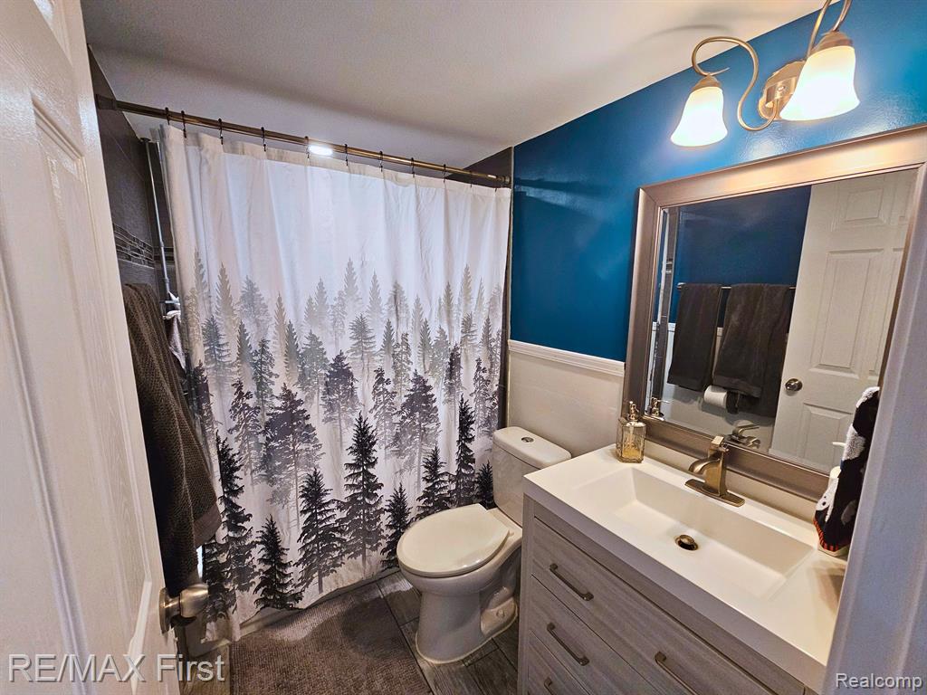 29236 Hoover Road Warren, MI 48093 - Photo 9 of 16