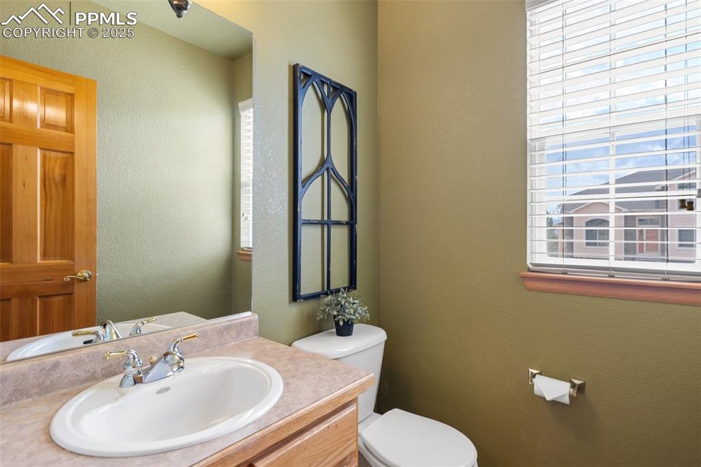 11985 Hanging Valley Way Colorado Springs, CO 80921 - Photo 14 of 41