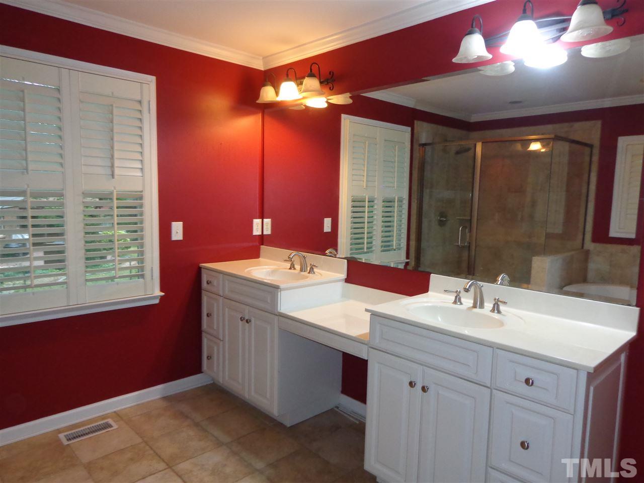 4408 Old Colony Road Raleigh, NC 27613 - Photo 6 of 21