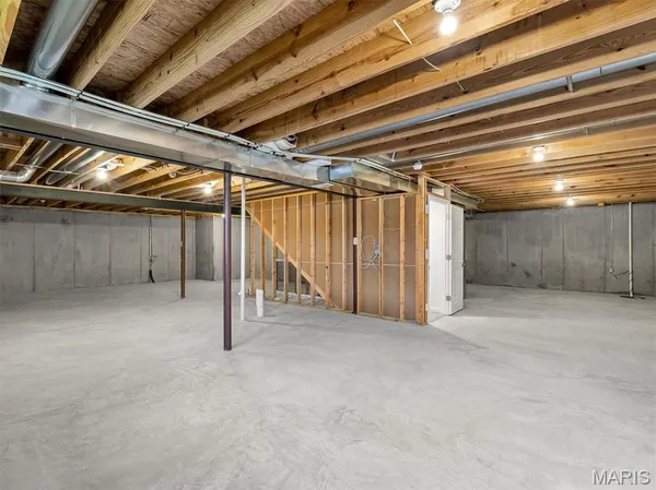 $385,000 | 144 Winter Wheat Trail, Pacific, MO 63069