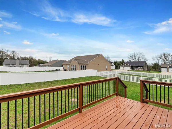 $385,000 | 144 Winter Wheat Trail, Pacific, MO 63069