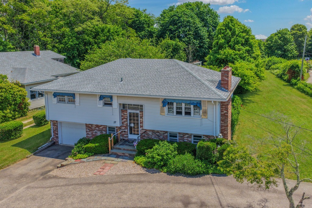 77 Tower Street Westerly, RI 02891 - Photo 3 of 27