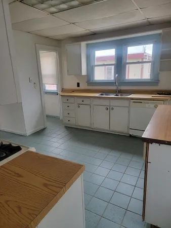 $1,500 | 8323 Highway 41, Caledonia, WI 53108