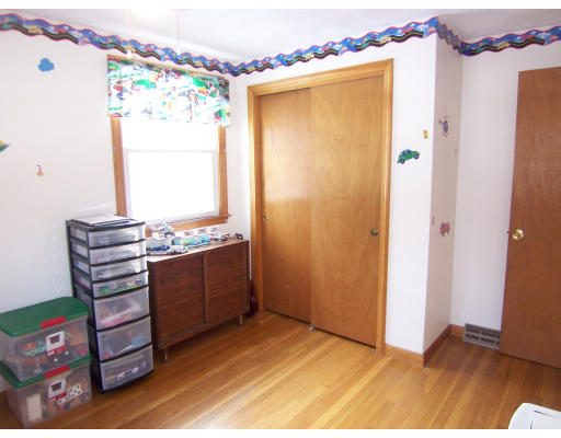 14 Hallowell Road Foxboro, MA 02035 - Photo 18 of 30 Gallery Image 18
