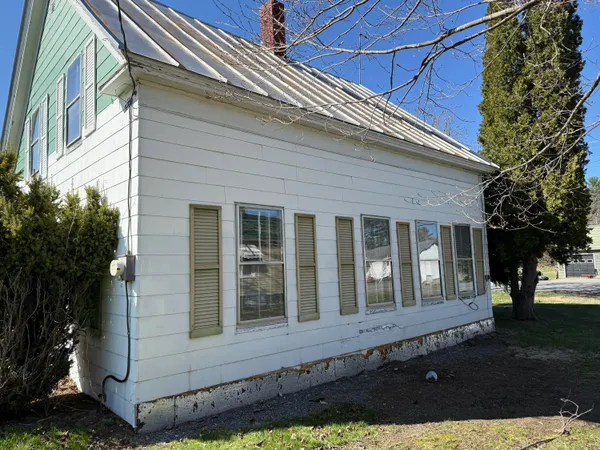 $65,000 | 90 Canada Road, Moscow, ME 04920