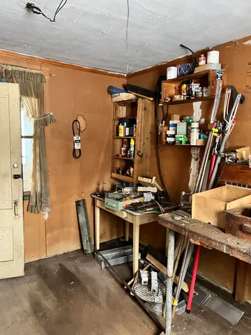 $65,000 | 90 Canada Road, Moscow, ME 04920