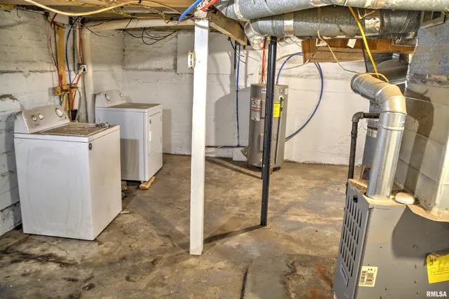 $37,500 | 331 South Ward Street, Macomb, IL 61455