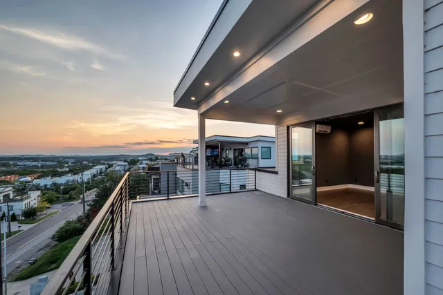 $7,990 | 15 A Fern Avenue, Nashville, TN 37207