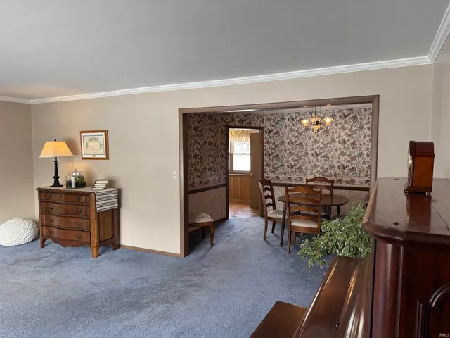 $211,000 | 1306 North Balsam Drive, Muncie, IN 47304