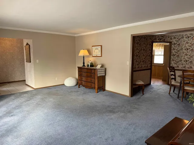 $211,000 | 1306 North Balsam Drive, Muncie, IN 47304