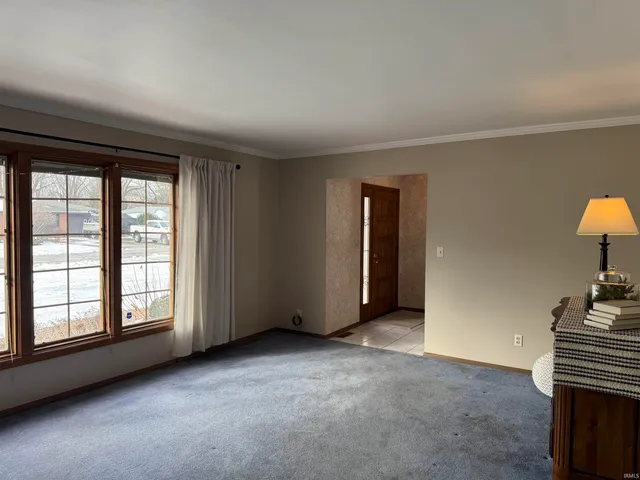 $211,000 | 1306 North Balsam Drive, Muncie, IN 47304