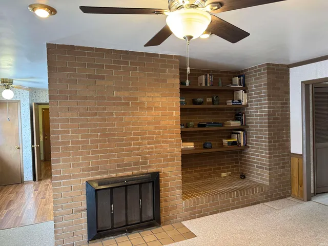 $211,000 | 1306 North Balsam Drive, Muncie, IN 47304