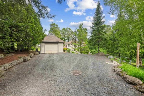 $450,000 | 982 Brook Road, Unit 4, Stowe, VT 05672