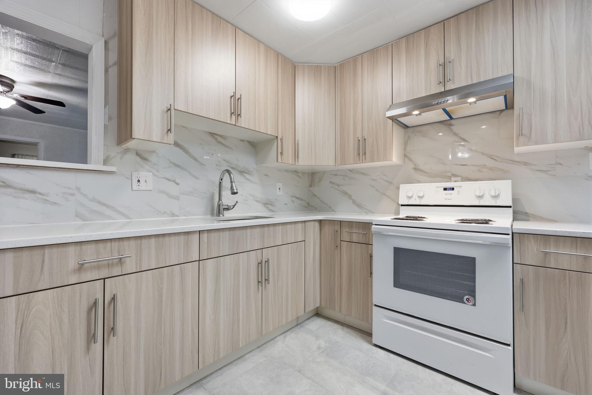 268 Blue Ridge Drive Levittown, PA 19057 - Photo 6 of 26 look at this kitchen